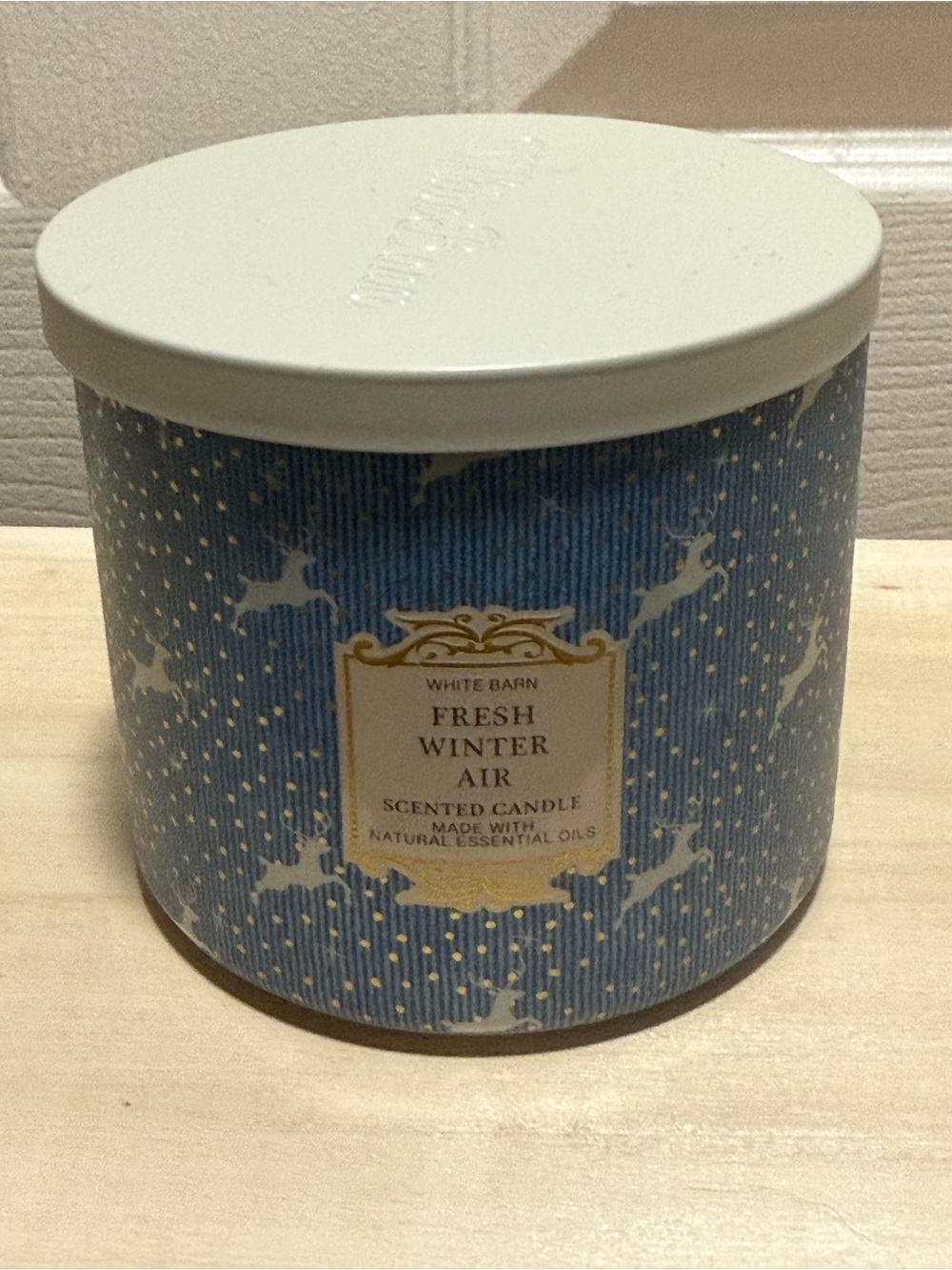 White Barn Fresh Winter Air Candle - Blue and White
